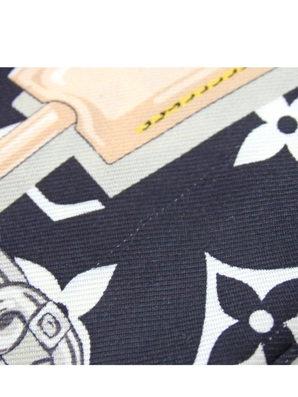 Louis Vuitton Black & White Monogram Silk Twilly Scarf - Picture 10 of 15